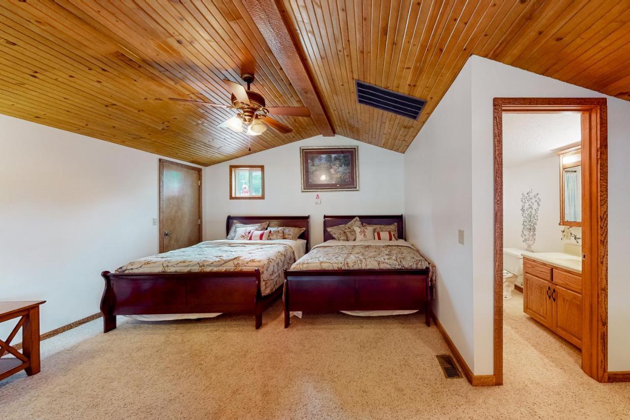Edgewater Beach Resort 19 Forsyth Bagian luar foto