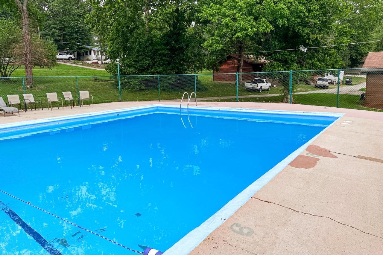 Edgewater Beach Resort 19 Forsyth Bagian luar foto
